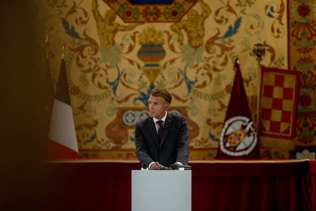 Macron Participates in a Dialogue on Democracy in Europe at the Complutense University of Madrid The President of the French Republic, Emmanuel Macron, during the event Democracy in Europe in the Digital Age, on September 29, 2026, in Madrid, Spain. Macron arrives in Madrid to begin a two-day state visit. This is a trip of great institutional significance, as it is the French president’s first state visit to Spain since taking office, coinciding with the final stretch of his term, which ends in 2027. SEPTEMBER 29, 2026 Madrid, Spain  Copyright: xRicardoxRubiox 7808867