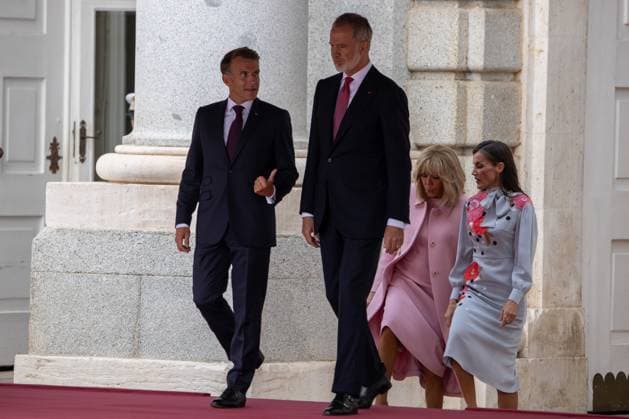 September 29, 2026, Madrid, Spain: From left to right: the President of the French Republic, Emmanuel Macron; King Felipe VI; First Lady Brigitte Macron; and Queen Letizia during the official reception with military honors for the President of the French Republic, Emmanuel Macron, and First Lady Brigitte Macron, hosted by the King and Queen of Spain at the Royal Palace of Madrid. Madrid Spain - ZUMAs197 20260929_aaa_s197_213 Copyright: xDavidxCanalesx