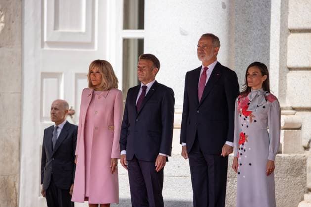 September 29, 2026, Madrid, Spain: From left to right: First Lady Brigitte Macron, President of the French Republic Emmanuel Macron, King Felipe VI, and Queen Letizia during the official reception with military honors for the President of the French Republic, Emmanuel Macron, and First Lady Brigitte Macron at the Royal Palace of Madrid. Madrid Spain - ZUMAs197 20260929_aaa_s197_214 Copyright: xDavidxCanalesx