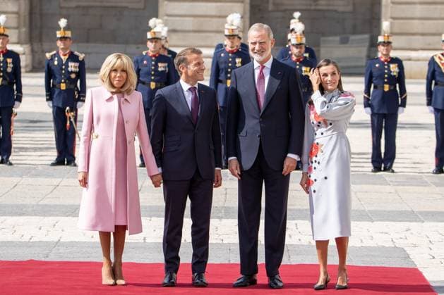 September 29, 2026, Madrid, Spain: From left to right: First Lady Brigitte Macron, President of the French Republic Emmanuel Macron, King Felipe VI, and Queen Letizia during the official reception with military honors for the President of the French Republic, Emmanuel Macron, and First Lady Brigitte Macron at the Royal Palace of Madrid. Madrid Spain - ZUMAs197 20260929_aaa_s197_211 Copyright: xDavidxCanalesx