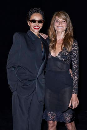 Carla Bruni Sarkozy and Farida Khelfa at the Saint Laurent Women’s Ready-to-Wear Spring Summer 2027 show photocall during Paris Fashion Week (PFW) at the Trocadéro Fountain in Paris, France, on September 29, 2026. Olivier Borde, Bestimage. Photocall for the Saint Laurent Women’s Ready-to-Wear Spring Summer 2027 show during Paris Fashion Week (PFW) at the Trocadéro Fountain in Paris, France, on September 29, 2026. France  Copyright: xOLIVIERxBORDEx xBESTIMAGExOLIVIERxBORDEx xBESTIMAGEx
