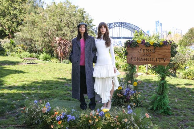 September 30, 2026: Sense and Sensibility cast members ESMo° CREED-MILES and DAISY EDGAR-JONES pose during a Photo Call at Wendy Whiteley s Secret Garden, Lavender Bay on September 30, 2026 in Sydney, NSW Australia - ZUMAa155 20260930_aaa_a155_012 Copyright: xChristopherxKhouryx