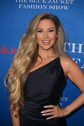 Los Angles Ca Sept 29: Ashely Alexsiss at The 2026 Blue Jacket Fashion Show a benefit for Zero prostate cancer on September 29, 2026 Credit: Michael Mattes USA  - ZUMAa123 20260929_zaa_a123_082 Copyright: xAdMediax