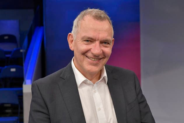 Jan van Aken on the ARD talk show *maischberger* at the studio in Berlin-Adlershof, Berlin, September 29, 2026 Foto:xM.xBehrensx xFuturexImagex maischberger2909_6921