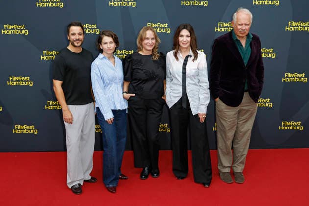 Kostja Ullmann, Henriette Confurius, Mirjam Unger, Iris Berben, and Axel Milberg at the premiere of the ZDF TV movie *Die dritte Hochzeit* at the 34th Filmfest Hamburg 2026 at Cinemaxx Dammtor in Hamburg, June 29, 2026 Foto:xC.xTamckex xFuturexImagex hochzeit_6946