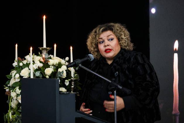 RUSSIA, MOSCOW - SEPTEMBER 30, 2026: Singer Victoria Pierre-Marie speaks at a farewell ceremony for music critic Sergei Sosedov at Troyekurovskoye Cemetery. Sosedov died in an accident in the Republic of Sakha (Yakutia) on September 23, at the age of 59 Moscow Russia  - ZUMAt113 20260930_zaa_t113_059 Copyright: xArtyomxGeodakyanx