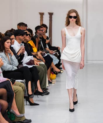 Paris Fashion Week Women s Wear SPRING SUMMER 2027 Collection by BUC AKYOL, September 29, 2026; Photography by Sylvie Lefort; MAXPPP 09 29 2026 @Sylvie Lefort Photography MAXPPP 09 29 26 Models present creations from the Women’s Spring Summer 2027 collection by BUC AKYOL during Paris Fashion Week, in Paris, France, September 29, 2026. The presentation of the women’s collections ran from September 28 to October 6, 26  Copyright: xMAXPPPxsylviexlefortxphotographyx LFR202609304412 LFR202609304412