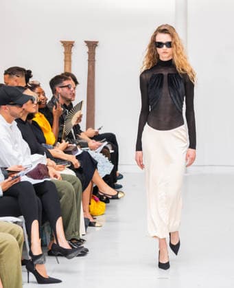Paris Fashion Week Women s Wear SPRING SUMMER 2027 Collection by BUC AKYOL, September 29, 2026; Photography by Sylvie Lefort; MAXPPP 09 29 2026 @Sylvie Lefort Photography MAXPPP 09 29 26 Models present creations from the Women’s Spring Summer 2027 collection by BUC AKYOL during Paris Fashion Week, in Paris, France, September 29, 2026. The presentation of the women’s collections ran from September 28 to October 6, 26  Copyright: xMAXPPPxsylviexlefortxphotographyx LFR202609304414 LFR202609304414