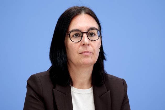 Prof. Dr. Marion Reiser, Institute of Political Science, Center for Research on Right-Wing Extremism, Democracy Education, and Social Integration (KomRex), Friedrich Schiller University of Jena, Press Conference on the Report of the Federal Government Commissioner for Eastern Germany, Berlin, September 30, 2026