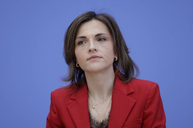 Minister of State Elisabeth Kaiser, Member of the Bundestag, Federal Government Commissioner for Eastern Germany, Germany, Berlin, Federal Press Conference, Topic: Report by the Federal Government Commissioner for Eastern Germany