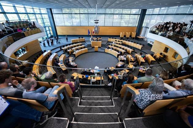 ORAL HEARING ON PROCEEDINGS TO BAN THE AFD ** FOR EDITORIAL PURPOSES ONLY ** ** September 30, 2026, Erfurt: Oral hearing of the Justice Committee on proceedings to ban the AfD at the federal level in the Thuringian State Parliament. The motion was filed by the Left Party faction. In the photo: A view of the plenary chamber. Germany, Copyright: SaschaxFromm doc87trun9sqczqppdpigr ,EDITORIAL USE ONLY Copyright: SaschaxFromm