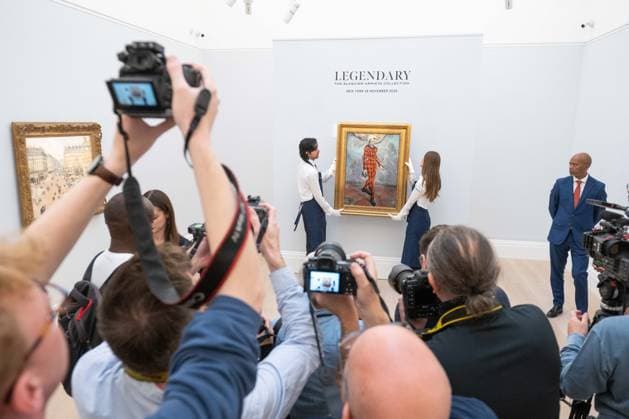 September 30, 2026, London, England, United Kingdom: Sotheby s staff hold Paul Cezanne Arlequin , estimated at around USD 120 million, during a preview of the Blaquier-Arrieta Collection at Sotheby s in London, Britain, September 30, 2026. The collection will be offered at auction in New York in November. London United Kingdom - ZUMAk172 20260930_zip_k172_017 Copyright: xThomasxKrychx