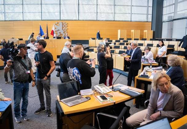 ORAL HEARING ON PROCEEDINGS TO BAN THE AFD ** FOR EDITORIAL USE ONLY ** EDITORIAL USE ONLY ** September 30, 2026, Erfurt: Oral hearing of the Justice Committee regarding proceedings to ban the AfD at the federal level in the Thuringian State Parliament. The motion was filed by the Left Party faction. Germany, Thuringia, Erfurt. Copyright SaschaxFromm Copyright: SaschaxFromm doc87ttmhv9gdgz7pkq10ax ,EDITORIAL USE ONLY Copyright: SaschaxFromm