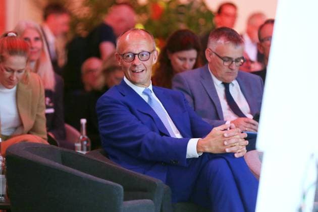 Berlin, Germany, September 30, 2026, Siemensstadt: Annual meeting of the Made for Germany initiative. Federal Chancellor Friedrich Merz (CDU), with Government Spokesperson Stefan Kornelius behind him Copyright: xdtsxNachrichtenagenturx dts_136930