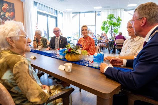 Queen Maxima Visits Urk - Netherlands Queen Máxima pays a visit to Urk. The visit focuses on daily life in Urk, centering on initiatives concerning entrepreneurship, growing up, youth, the elderly, and community spirit. September 30, 2026. Photo by NLBeeld Patrick van Emst ABACAPRESS.COM Netherlands Copyright: xBrunoxPress ABACAx
