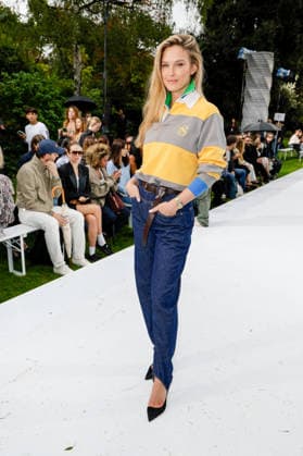 Bar Refaeli in the front row at the Stella McCartney Women’s Ready-to-Wear Spring Summer 2027 Collection fashion show during Paris Fashion Week, September 30, 2026 Olivier Borde Bestimage Front Row of the Stella McCartney Women’s Ready-to-Wear Spring Summer 2027 Collection fashion show during Paris Fashion Week, September 30, 2026, Paris, France  Copyright: xOLIVIERxBORDEx xBESTIMAGExOLIVIERxBORDEx xBESTIMAGEx