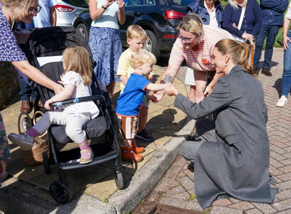The Princess of Wales visits West Sussex Minibus The Princess of Wales visited West Sussex Minibus, a volunteer-led community transport group, which acts as a vital lifeline for people who cannot easily access public transport due to isolation, mobility challenges or financial barriers. The Princess™s visit highlighted the role community transport plays in bringing people together.The princess plays with Albie Botley-Greenslade age 1, Credit:Arthur Edwards PA ROTA - B68 Avalon  Copyright: xArthurxEdwardsx xPAxROTAx-xB68x xAvalonx 1139515696