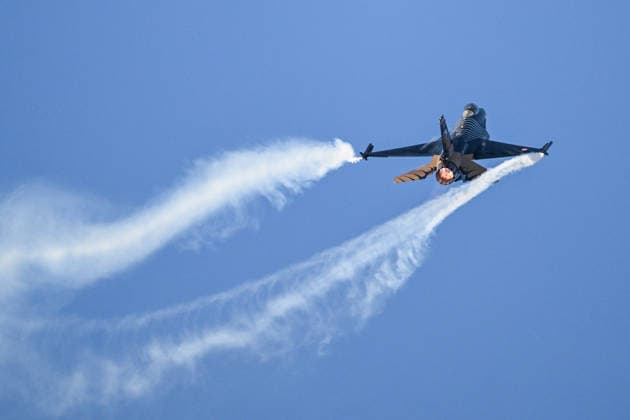 TEKNOFEST Southeast in Turkiye s Sanliurfa SANLIURFA, TURKIYE - SEPTEMBER 30: SOLOTURK performs an aerial demonstration during the Aviation, Space and Technology Festival (TEKNOFEST), world s largest aviation, space, and technology festival at the Sanliurfa GAP Airport for its 15th edition in Sanliurfa, Turkiye on September 30, 2026. Adsiz Gunebakan Anadolu Sanliurfa Turkey. Editorial use only. Please get in touch for any other usage.  Copyright: x2026xAnadoluxAdsizxGunebakanx