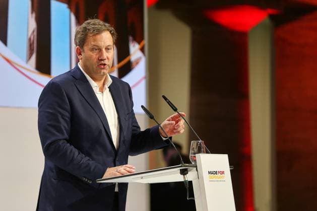 Berlin, Germany, September 30, 2026 Siemensstadt Annual Meeting of the Made for Germany Initiative Federal Minister of Finance Lars Klingbeil (SPD) delivers a speech Copyright: xdtsxNachrichtenagenturx dts_136922