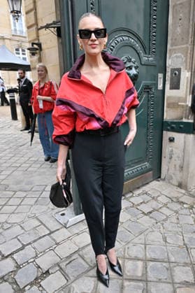 PFW Stella McCartney Outside Arrivals JR Kelsea Ballerini arriving at the Stella McCartney show during Paris Fashion Week, in Paris, France on 30 September 2026. Photo by Julien Reynaud APS-Medias ABACAPRESS.COM Paris France  Copyright: xReynaudxJulien APS-Medias ABACAx