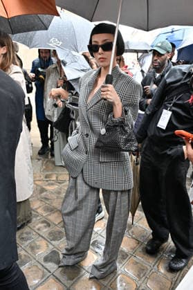 PFW Stella McCartney Outside Arrivals JR Kiwi Lee arriving at the Stella McCartney show during Paris Fashion Week, in Paris, France on 30 September 2026. Photo by Julien Reynaud APS-Medias ABACAPRESS.COM Paris France  Copyright: xReynaudxJulien APS-Medias ABACAx
