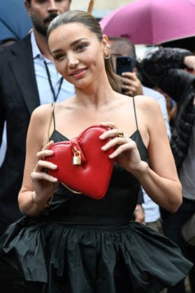PFW Stella McCartney Outside Arrivals JR Miranda Kerr arriving at the Stella McCartney show during Paris Fashion Week, in Paris, France on 30 September 2026. Photo by Julien Reynaud APS-Medias ABACAPRESS.COM Paris France Copyright: xReynaudxJulien APS-Medias ABACAx
