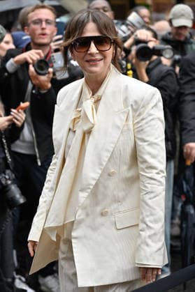 PFW Stella McCartney Outside Arrivals JR Juliette Binoche arriving at the Stella McCartney show during Paris Fashion Week, in Paris, France on 30 September 2026. Photo by Julien Reynaud APS-Medias ABACAPRESS.COM Paris France  Copyright: xReynaudxJulien APS-Medias ABACAx