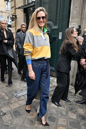 PFW Stella McCartney Outside Arrivals JR Bar Refaeli arriving at the Stella McCartney show during Paris Fashion Week, in Paris, France on 30 September 2026. Photo by Julien Reynaud APS-Medias ABACAPRESS.COM Paris France  Copyright: xReynaudxJulien APS-Medias ABACAx