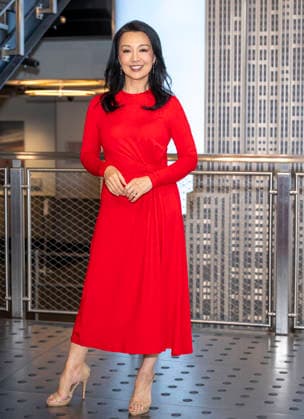 September 30, 2026, New York, New York, USA: MING NA WEN visits the Empire State Building in New York to celebrate the release of her debut cookbook and memoir, Have You Eaten Yet? 30 September 2026 New York USA - ZUMAa265 20260930_zep_a265_002 Copyright: xEricxAcquayex