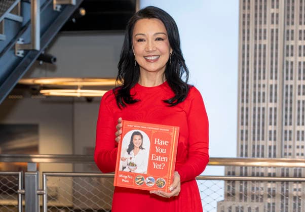 September 30, 2026, New York, New York, USA: MING NA WEN visits the Empire State Building in New York to celebrate the release of her debut cookbook and memoir, Have You Eaten Yet? 30 September 2026 New York USA - ZUMAa265 20260930_zep_a265_012 Copyright: xEricxAcquayex