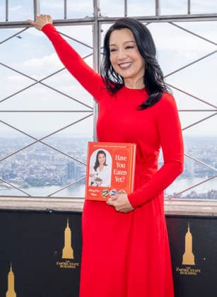 September 30, 2026, New York, New York, USA: MING NA WEN visits the Empire State Building in New York to celebrate the release of her debut cookbook and memoir, Have You Eaten Yet? 30 September 2026 New York USA - ZUMAa265 20260930_zep_a265_020 Copyright: xEricxAcquayex