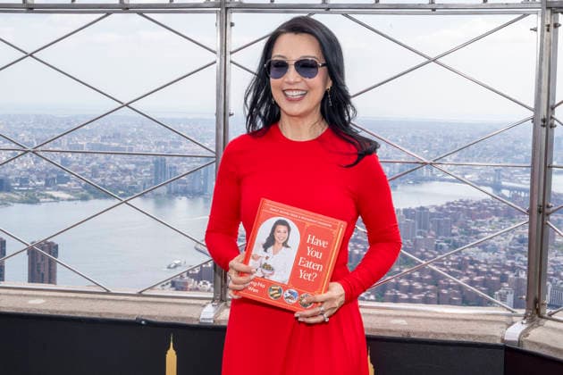 September 30, 2026, New York, New York, USA: MING NA WEN visits the Empire State Building in New York to celebrate the release of her debut cookbook and memoir, Have You Eaten Yet? 30 September 2026 New York USA - ZUMAa265 20260930_zep_a265_025 Copyright: xEricxAcquayex