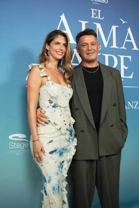 Alejandro Sanz and Stephanie Cayo during a photocall for the premiere of the musical El Alma al aire in Madrid, Spain, on Wednesday, 30 September 2026 Cordon Press 
