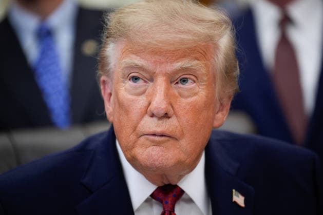 President Donald Trump speaks during an announcement in the Oval Office of the White House in Washington on September 30, 2026. The Trump Administration announced South Korea will invest $54 billion toward the Alaska Liquefied Natural Gas (LNG) project as part of a broader $200 billion investment in U.S. energy projects.  WASP20260930191 YURIxGRIPAS
