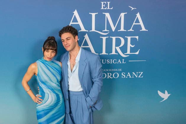 September 30, 2026, Madrid, Madrid, Spain: AMANDA DIGON - PEPE NUFRIO attend the premiere of the musical EL ALMA AL AIRE, featuring songs by Alejandro Sanz, at the Teatro Ocaso Coliseum in Madrid on September 30, 2026, in Madrid, Spain. Madrid Spain  - ZUMAc312 20260930_zsp_c312_009 Copyright: xOscarxManuelxSanchezx