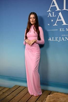Premiere of the musical El alma al aire, featuring songs by Alejandro Sanz Manuela Sánchez Michel during the premiere of the musical El alma al aire at the Ocaso Coliseum Theater on September 30, 2026, in Madrid, Spain. This new musical, inspired by the songs of Alejandro Sanz, transforms some of the most iconic tracks of his career into the driving force behind an exciting, relatable, and deeply human. A theatrical journey that speaks of freedom, the bonds that sustain us, and the courage needed to pursue what truly matters. MUSICAL PHOTOCALL Madrid, Spain  Copyright: xFranciscoxGuerrax 7811532