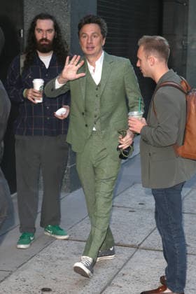 September 30, 2026, New York, New York, USA: ZACH BRAFF arrives at ABC studios in Tribeca, New York City for ‘Good Morning Americaâ New York USA - ZUMAh16_ 20260930_zaf_h16_025 Copyright: xDanxHerrickx