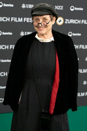 Katharina Thalbach at the premiere of the film *Lieblingsmenschen: The Extraordinary Friendship of Agnes and Amir* at the 22nd Zurich Film Festival at Arthouse Le Paris in Zurich, September 30, 2026 Foto:xA.xRaemyx xFuturexImagex lieblingsmenschen_6912