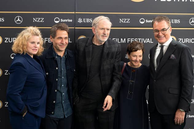Reta Guetg, Karl Spoerri, Anton Corbijn, Gabrielle Tana, and Christian Jungen at the premiere of the film *A Talent for Murder* at the 22nd Zurich Film Festival at the Corso Zurich, September 30, 2026 Foto:xA.xRaemyx xFuturexImagex murder_6401