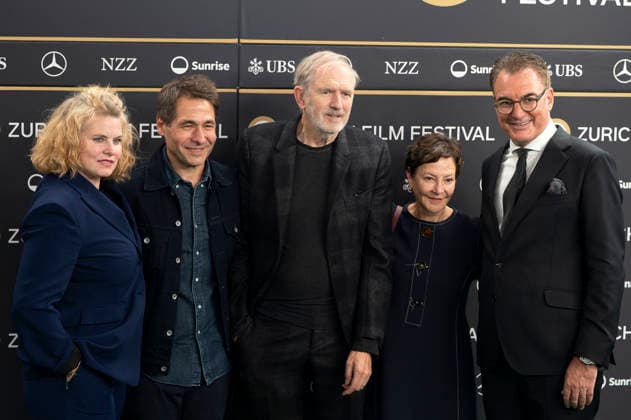 Reta Guetg, Karl Spoerri, Anton Corbijn, Gabrielle Tana, and Christian Jungen at the premiere of the film *A Talent for Murder* at the 22nd Zurich Film Festival at the Corso Zurich, September 30, 2026 Foto:xA.xRaemyx xFuturexImagex murder_6402