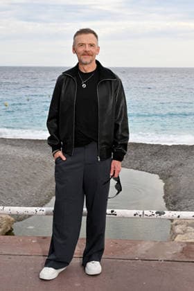 Simon Pegg at the photocall for the film *Only What We Carry*, directed by J. Adams, during the 8th edition of the Cinéroman Festival in Nice on September 30, 2026. Bruno Bebert, Dominique Jacovides, Bestimage. Photocall for the film *Only What We Carry*, directed by J. Adams, at the 8th edition of the Cinéroman Festival in Nice on September 30, 2026 NICE France  Copyright: xDominiquexJacovidesx-xBrunoxBebertx xBestimagexDominiquexJacovidesx-xBrunoxBebertx xBestimagex