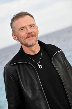 Simon Pegg at the photocall for the film *Only What We Carry*, directed by J. Adams, during the 8th edition of the Cinéroman Festival in Nice on September 30, 2026. Bruno Bebert, Dominique Jacovides, Bestimage. Photocall for the film *Only What We Carry*, directed by J. Adams, at the 8th edition of the Cinéroman Festival in Nice on September 30, 2026 NICE France  Copyright: xDominiquexJacovidesx-xBrunoxBebertx xBestimagexDominiquexJacovidesx-xBrunoxBebertx xBestimagex