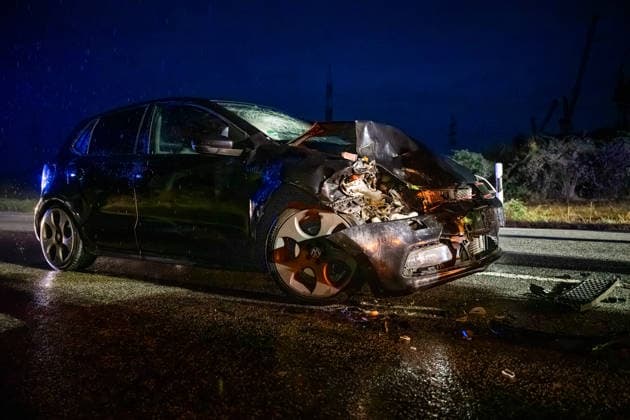 Wildlife crossing causes rear-end collision, one person injured On October 1, 2026, at approximately 6:30 a.m., a rear-end collision occurred on the L236 between Winde