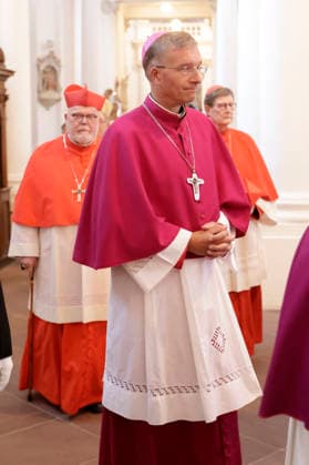Cardinal Reinhard Marx, Michael Gerber, and Cardinal Rainer Maria Woelki at the Boniface Vespers during the fall plenary assembly of the German Bishops’ Conference at Fulda Cathedral, Fulda, September 30, 2026 Foto:xP.xBackx xFuturexImagex bonifatiusvesper_6904