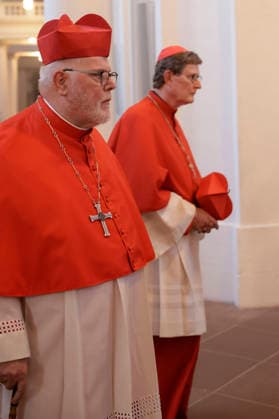 Cardinal Reinhard Marx and Cardinal Rainer Maria Woelki at the Boniface Vespers during the fall plenary assembly of the German Bishops Conference at Fulda Cathedral, Fulda, September 30, 2026 Foto:xP.xBackx xFuturexImagex bonifatiusvesper_6905