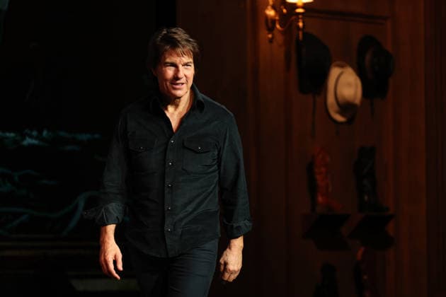 Hollywood star Tom Cruise in Seoul Hollywood star Tom Cruise in Seoul Hollywood actor Tom Cruise poses for a photo during a press conference in Seoul on Oct. 1, 2026, to promote the film Digger, which will hit local screens in South Korea on Oct. 3. (Yonhap) 2026-10-01 15:52:53 <Copyright ¨Ï 1980-2026 YONHAPNEWS AGENCY. .> ¼­¿ïÆ¯º°½Ã EDITORIAL USE ONLY  Copyright: xx star ???x yonphotos257255