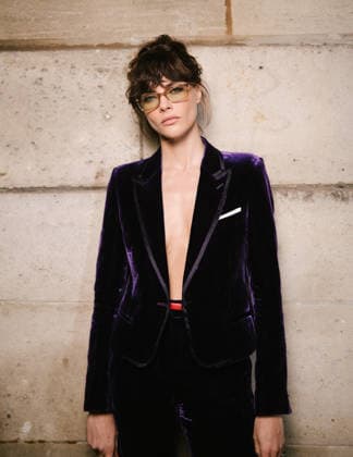 Cara Delevingne at the Tom Ford Spring Summer 2027 Women s Ready-to-Wear Collection fashion show during Paris Fashion Week (PFW) on September 30, 2026. Sam Delpech, Bestimage. Celebrities at the Tom Ford Spring Summer 2027 Women’s Ready-to-Wear Collection at Paris Fashion Week (PFW) on September 30, 2026, Paris, France  Copyright: xSamxDelpechx xBestimagexSamxDelpechx xBestimagex