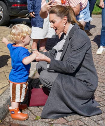 The Princess of Wales visits West Sussex Minibus The Princess of Wales visits West Sussex Minibus, a volunteer-led community transport group, which acts as a vital lifeline for people who cannot easily access public transport, in Pulborough, West Sussex, UK, on the 30th September 2026. Picture by Arthur Edwards WPA-Pool Pulborough West Sussex Minibus West Sussex UK WHA-0831