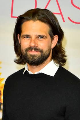 ABB FRAUWINKLER Josef Ellers on the red carpet at the NRW Kino film premiere of *Frau Winkler* as she leaves the Lichtburg cinema in Essen on September 30, 2026, in North Rhine-Westphalia, Germany
