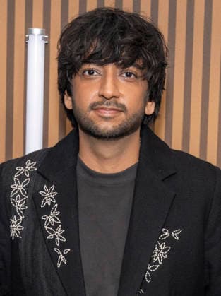September 30, 2026, New York, New York, USA: NIK DODANI attends the CBS special series premiere of Cupertino at the Paley Center in New York. 30 September 2026. New York USA - ZUMAa265 20260930_zep_a265_076 Copyright: xEricxAcquayex